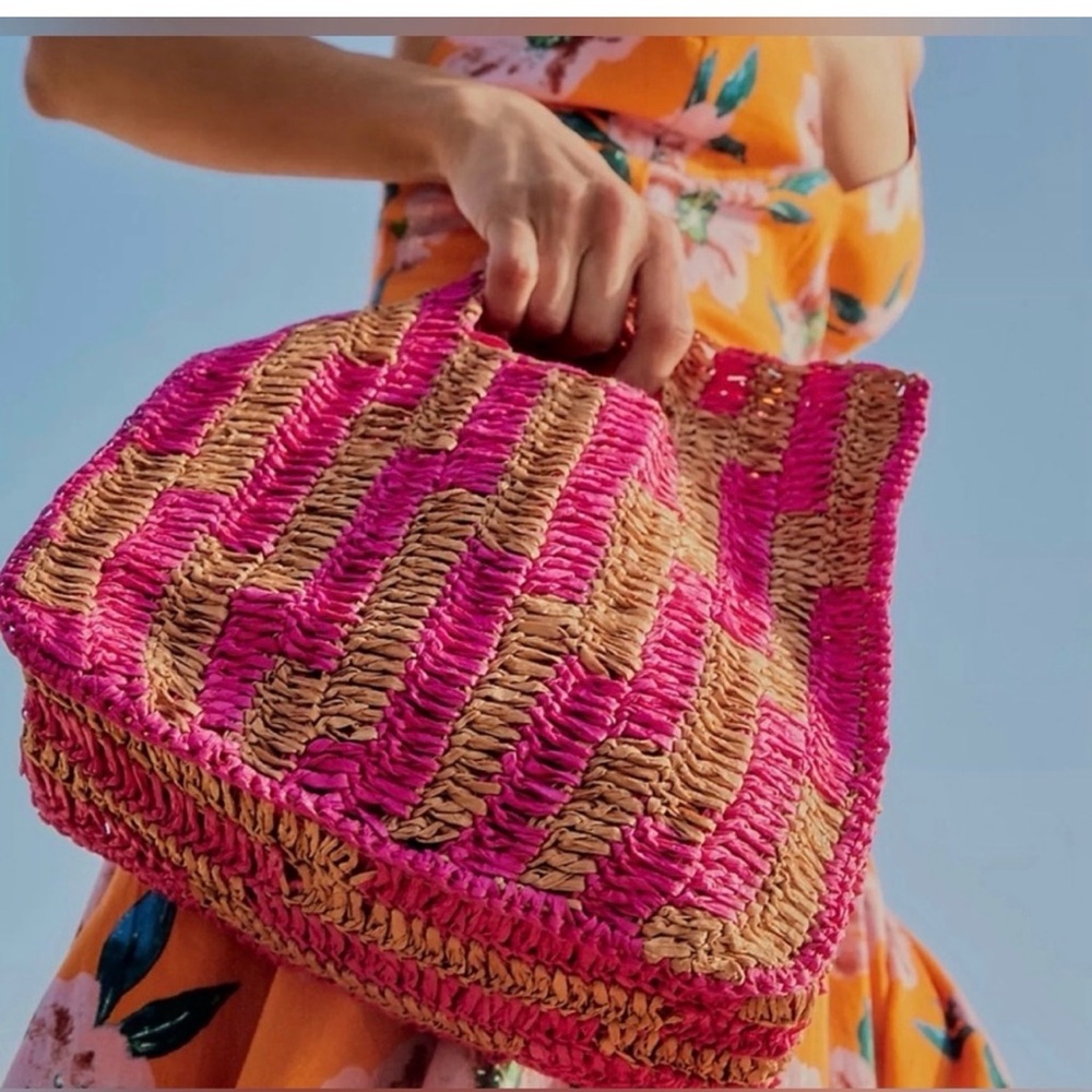 FREE PROPLE Pink and Tan Woven Women's Bag. NWOT